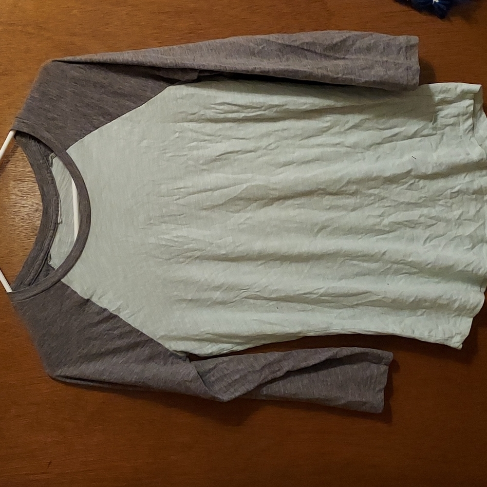 Long sleeve shirt